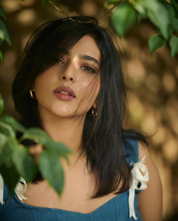 Aishwarya Lekshmi Unseen Hot Photos