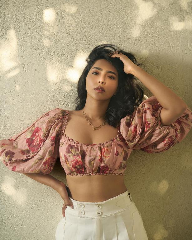Aishwarya Lekshmi Unseen Hot Photos