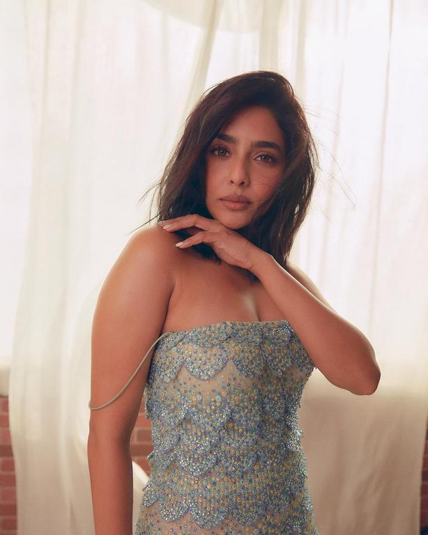 Aishwarya Lekshmi Unseen Hot Photos