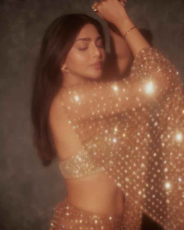 Aishwarya Lekshmi Unseen Hot Photos