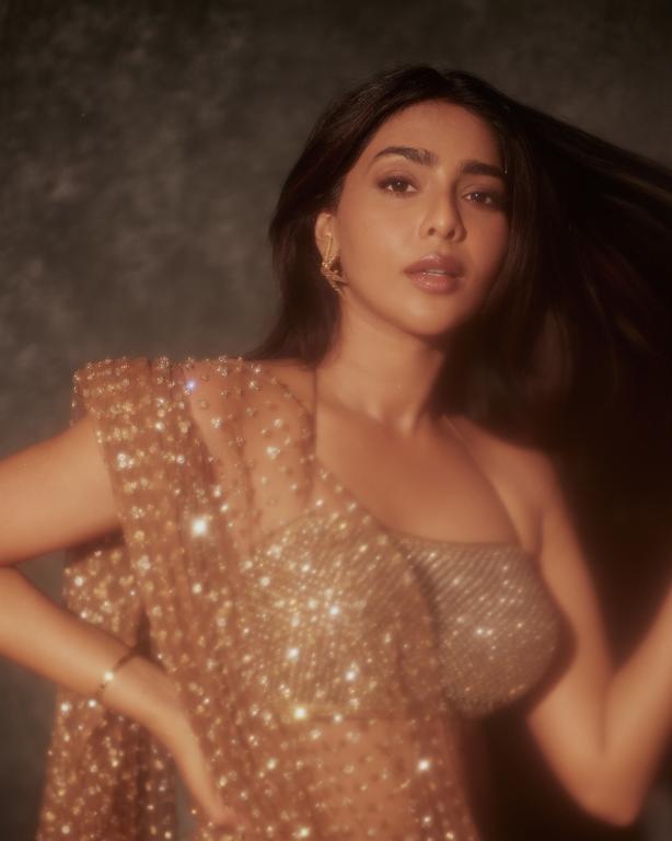 Aishwarya Lekshmi Unseen Hot Photos