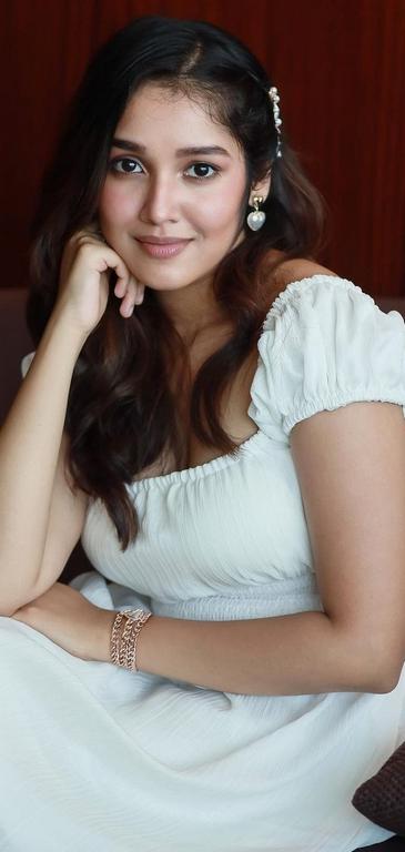 Anikha Surendran Hot Photos