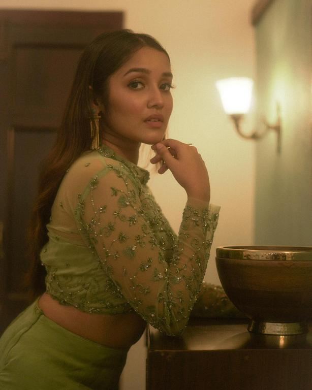 Anikha Surendran Hot Photos