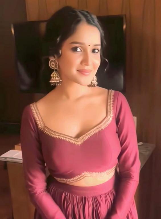 Anikha Surendran Hot Photos
