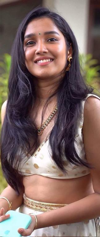 Anikha Surendran Hot Photos