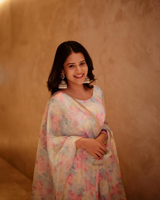 Brinda Acharya Hot