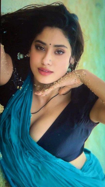 Janhvi Kapoor Hot Photos