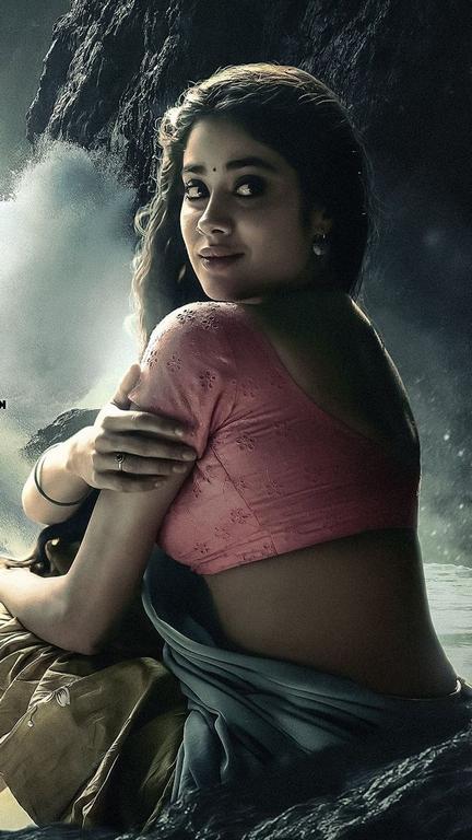Janhvi Kapoor Hot Photos