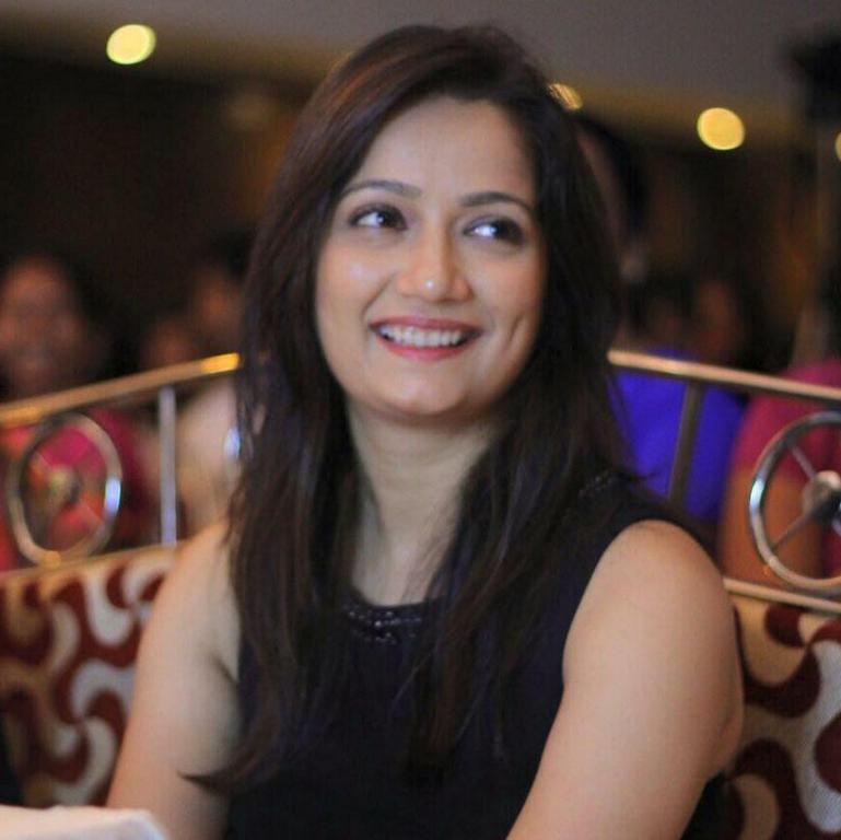 Jhinal Belani hot photos