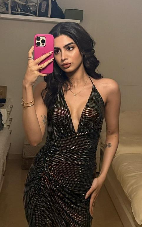 Khushi Kapoor Stunning Photos