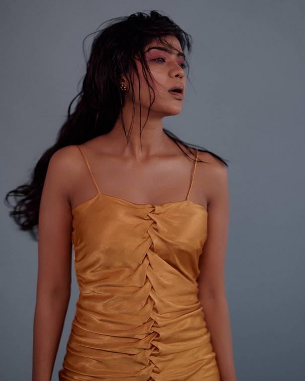 Khushi Shah Beautiful Photos