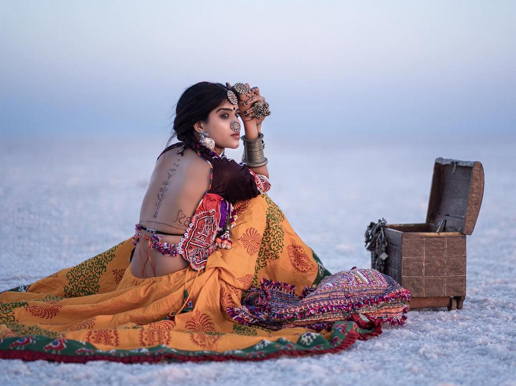Khushi Shah Beautiful Photos