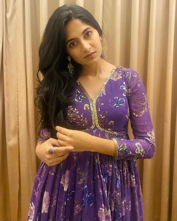 Kushee Ravi Stunning Photos