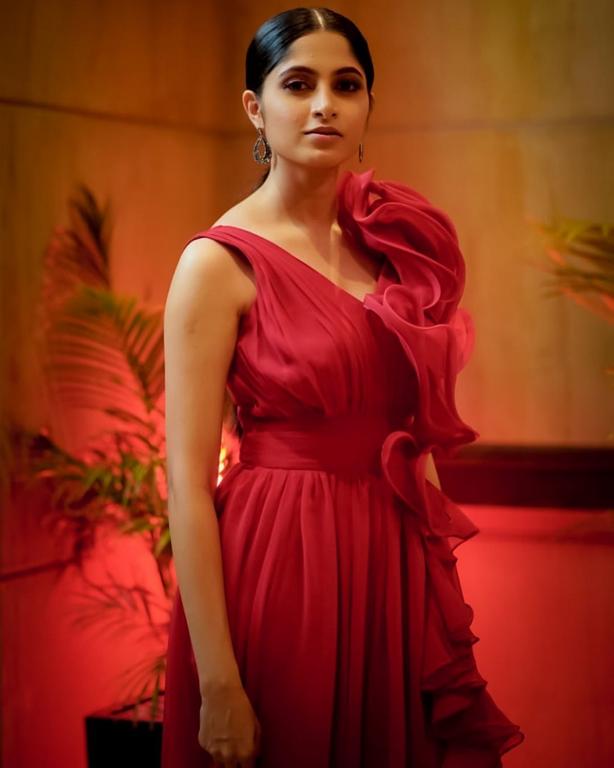 Kushee Ravi Stunning Photos