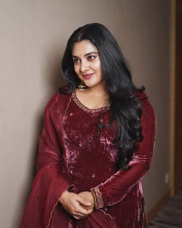Nivetha Thomas Hot Photos