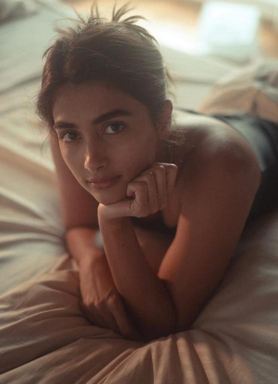 Pooja Hegde Hot Photos