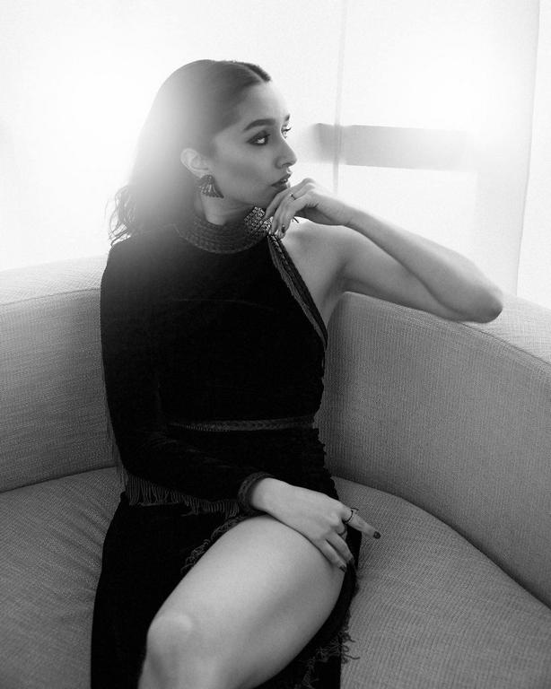 Shraddha Kapoor Hot Photos