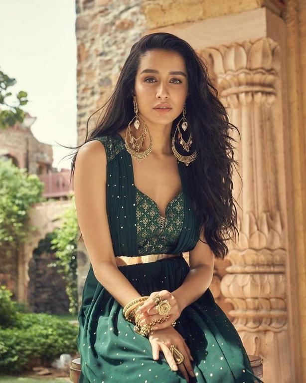 Shraddha Kapoor Hot Photos