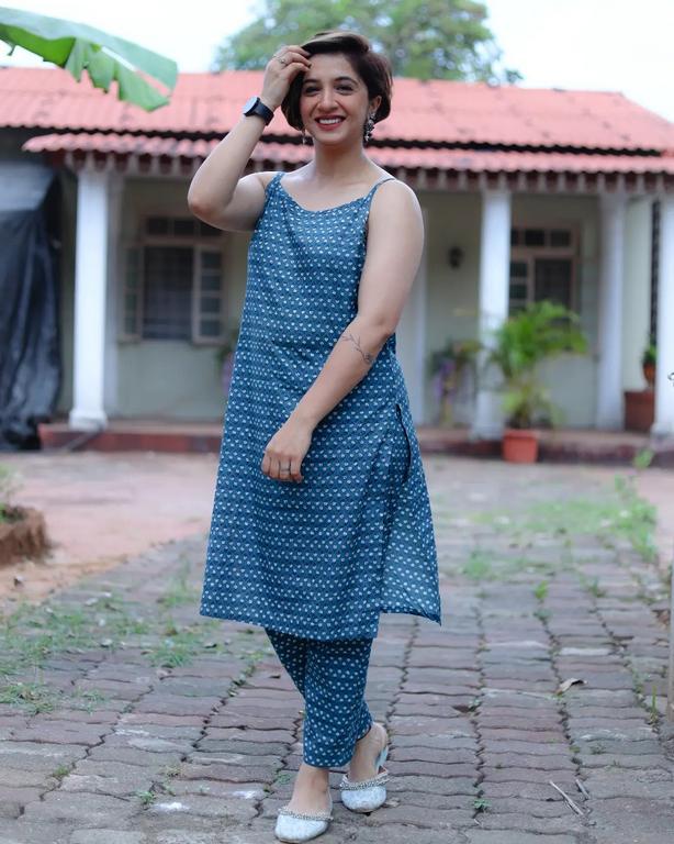 Snehlata Vasaikar Glamour Pictures