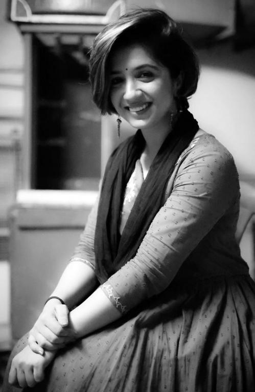 Snehlata Vasaikar Glamour Pictures