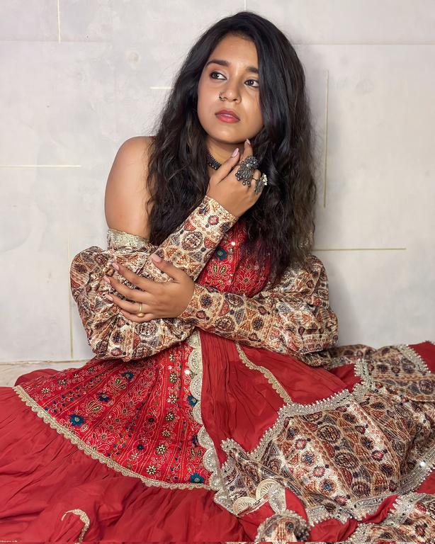Sumbul Touqeer Hot Photos