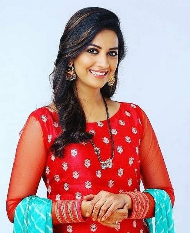 Tejashri Pradhan Hot
