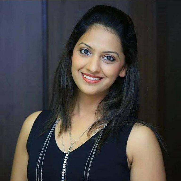Tejashri Pradhan Hot