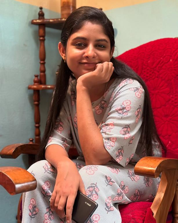 Akhila Photos