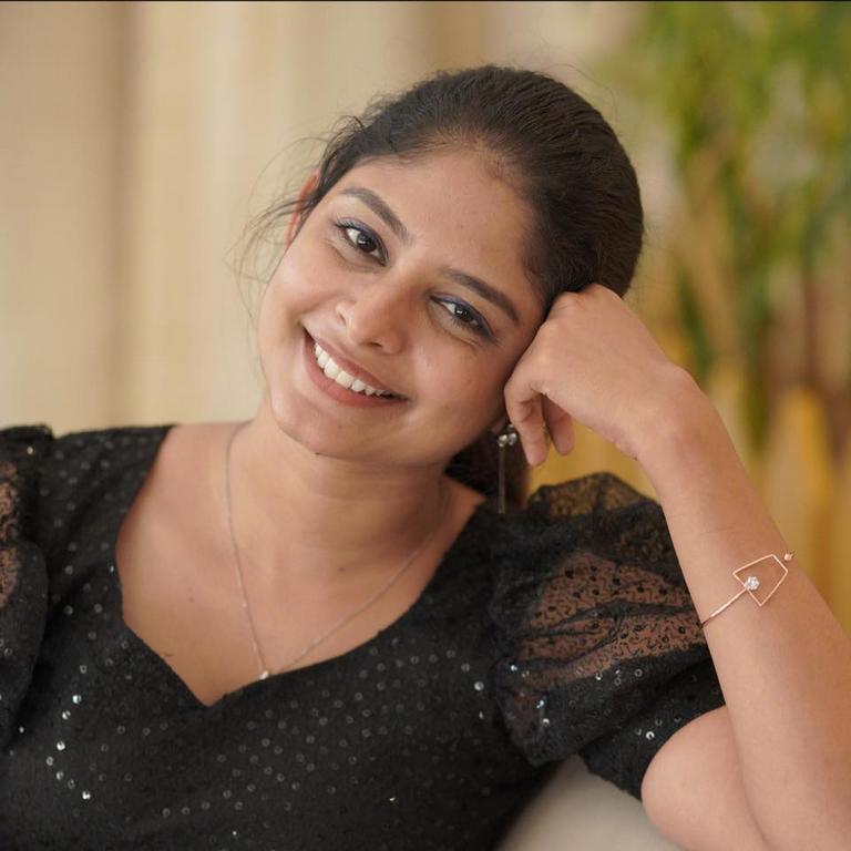 Akhila Bhargavan Photos