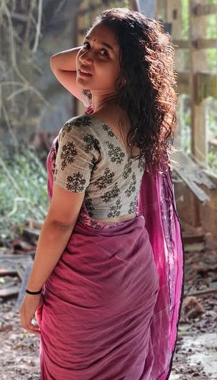 Anishma Anilkumar Photos