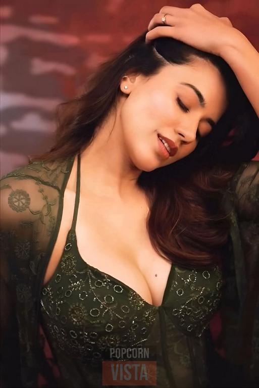 Anju Kurian Hot
