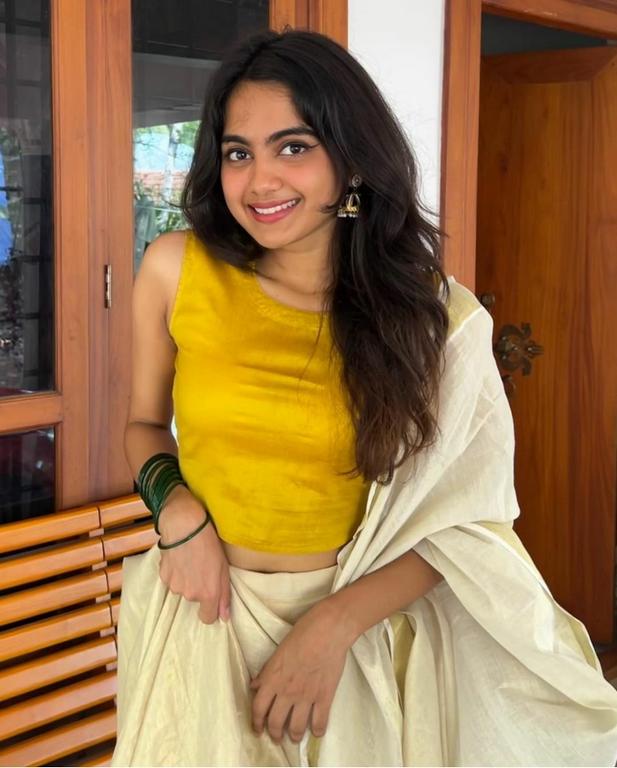 Devika Hot