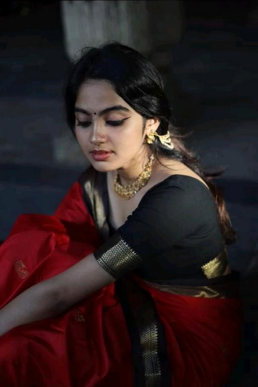 Devika Hot