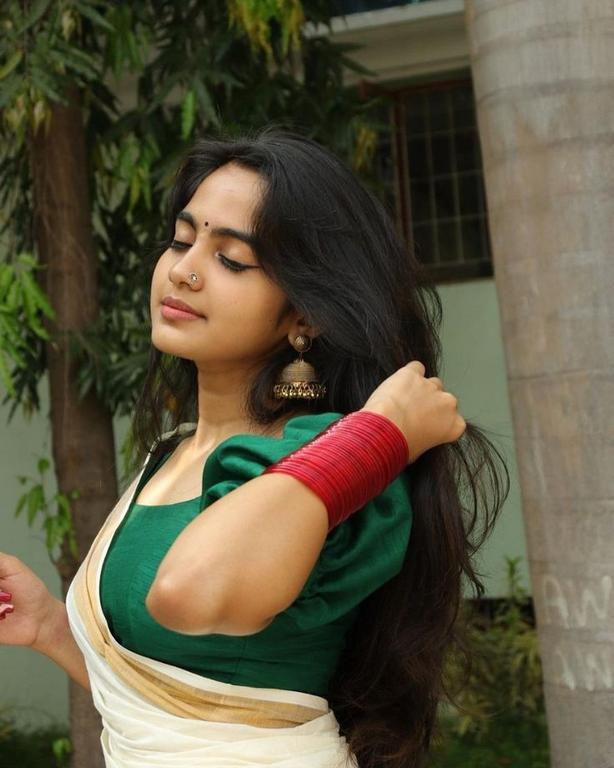 Devika Hot