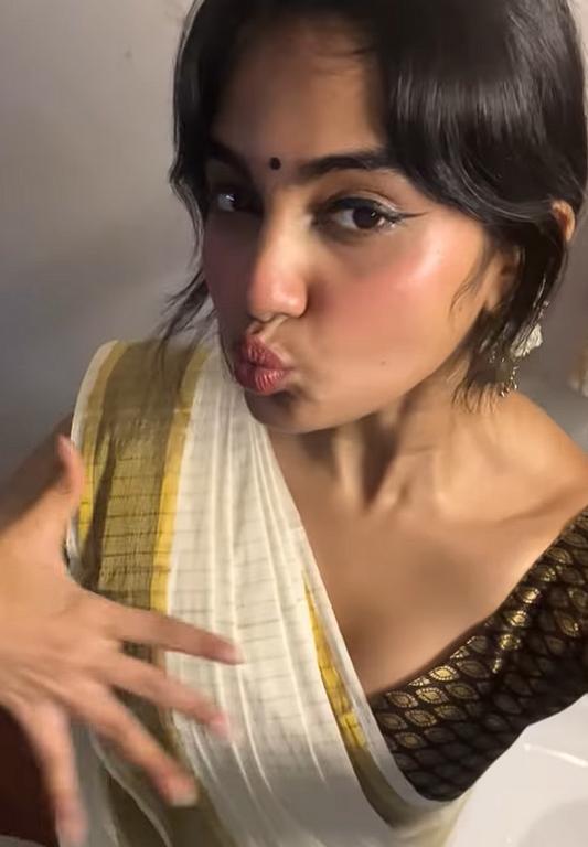 Devika Sanjay Hot