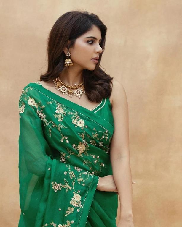 Kalyani Hot