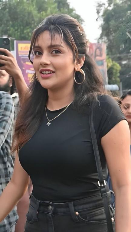 Mahima Nambiar Hot