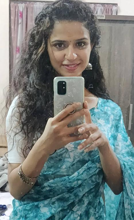 Meenakshi Raveendran Hot Photos