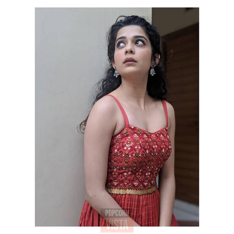 Mithila Palkar Hot Photos