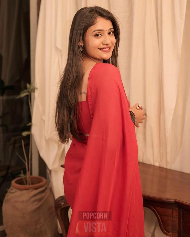 Shraddha Dangar Photos
