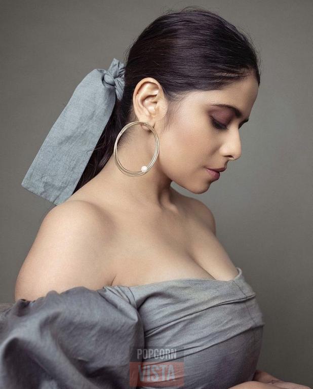 Sai Tamhankar Hot Photos