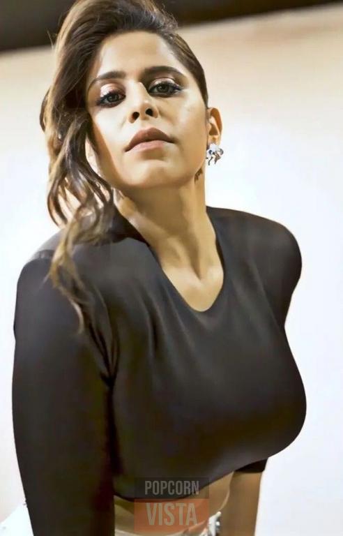 Sai Tamhankar Hot Photos