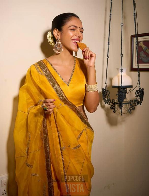 Shriya Pilgaonkar Hot Photos