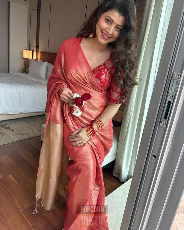 Tejaswini Pandit Hot