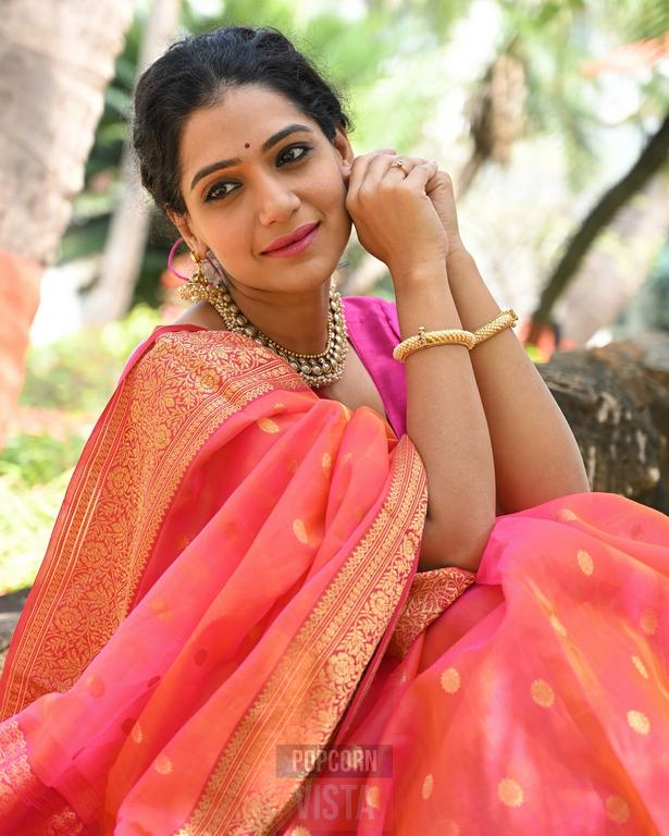 Urmilla Kothare Photos